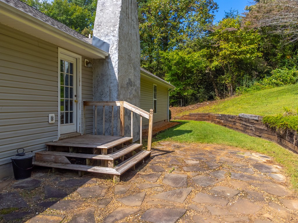 1061 Calvary Church Rd