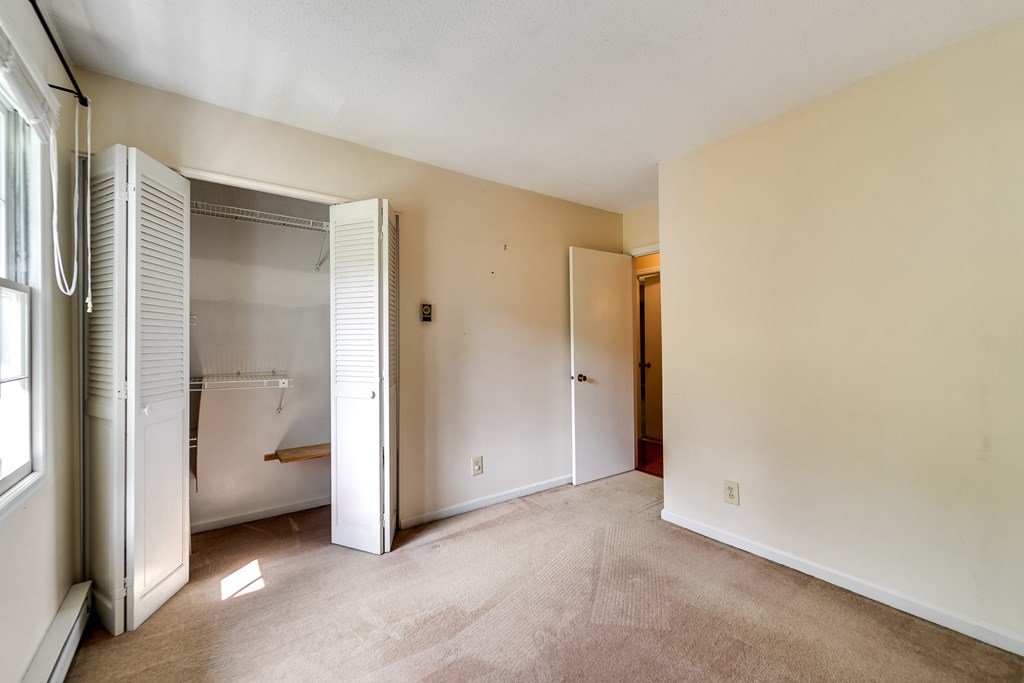 1168 N Country Club Dr