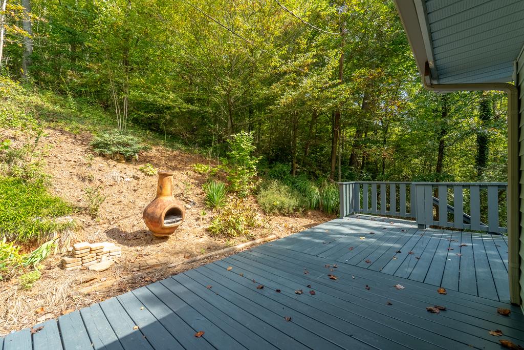 1168 N Country Club Dr