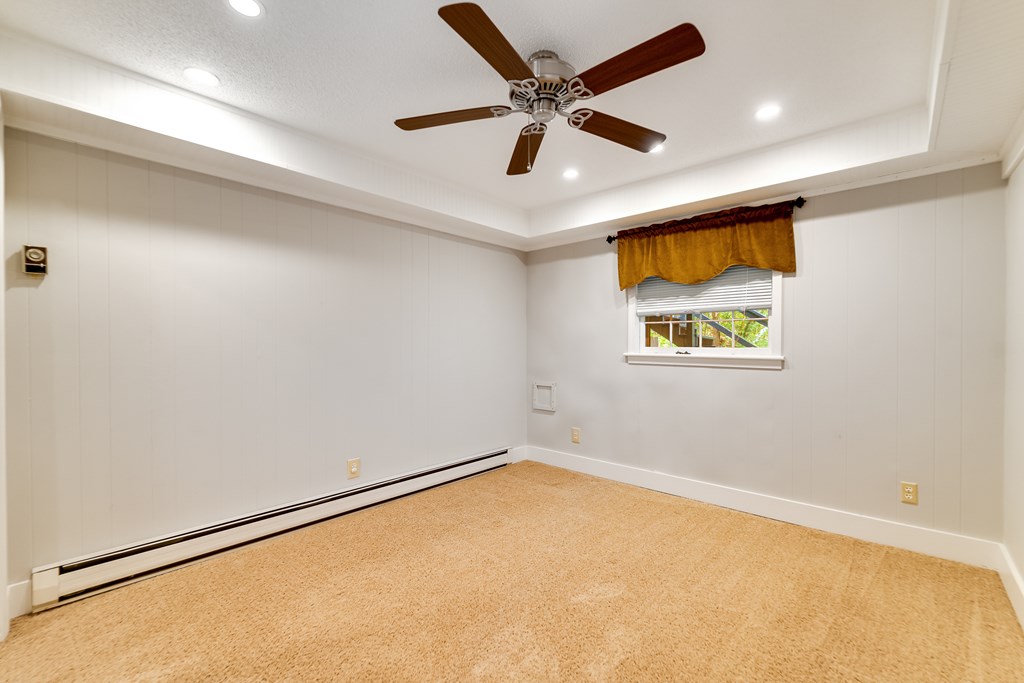 1168 N Country Club Dr