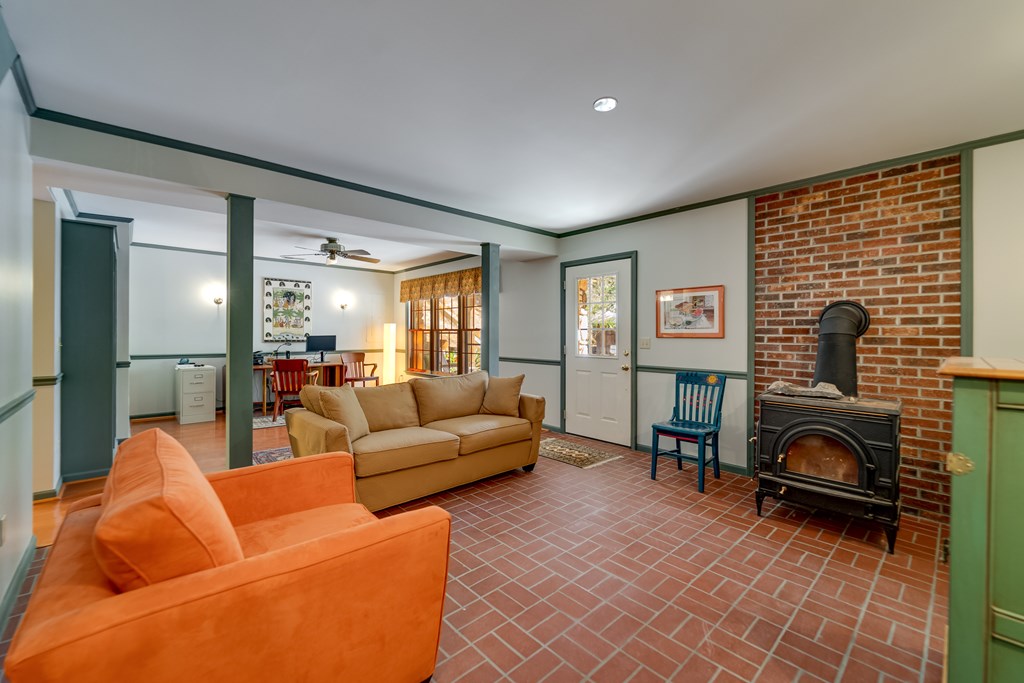 149 Big Oak Springs Rd