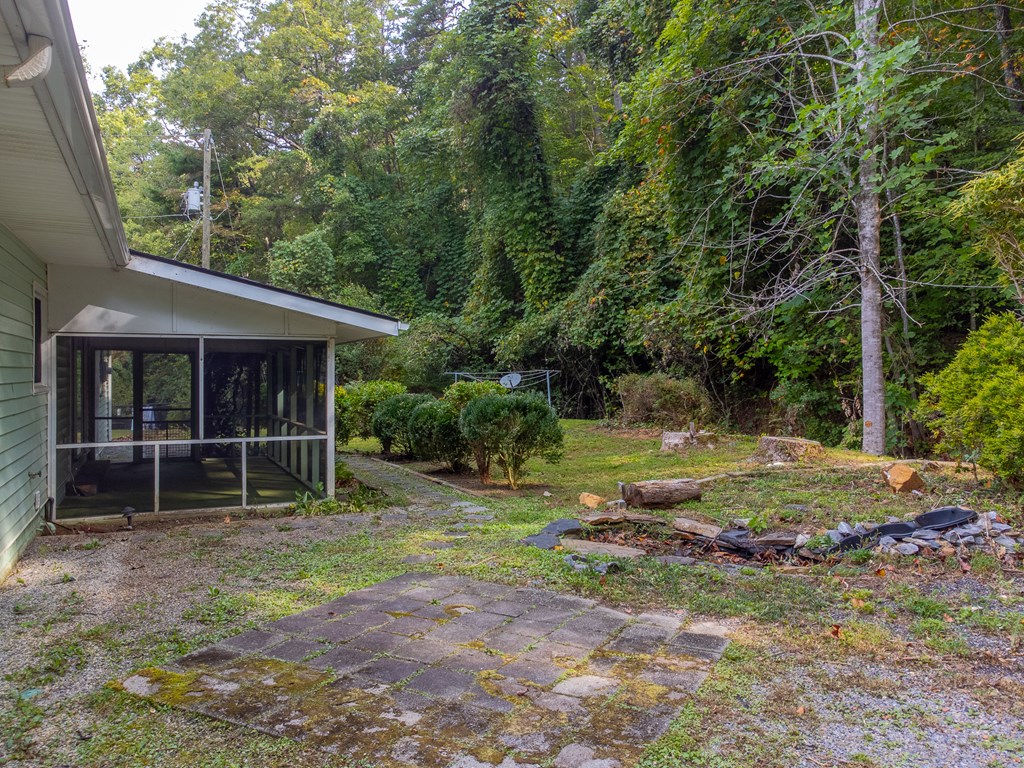 24 Jenkins Branch Lane