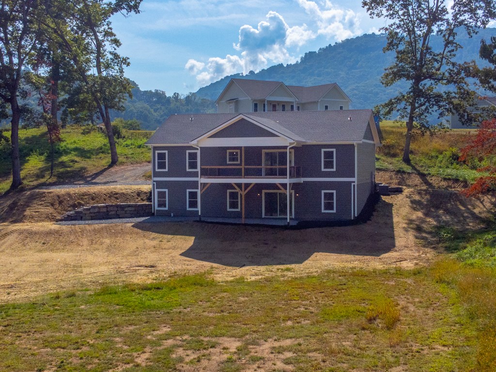 33 Gracie Rose Street