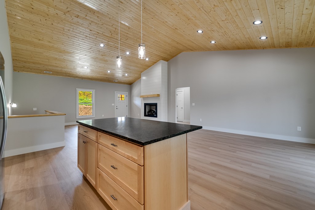 33 Gracie Rose Street