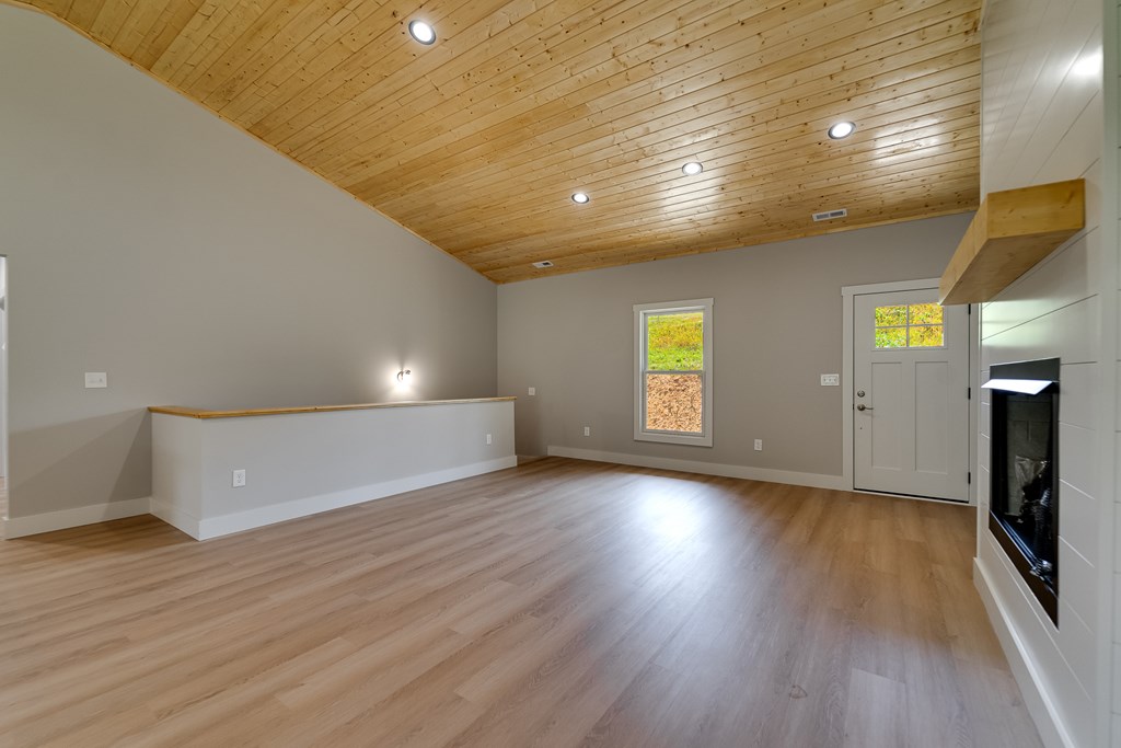 33 Gracie Rose Street