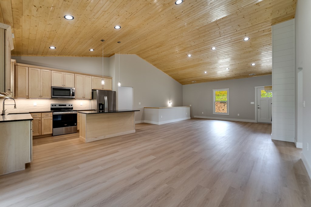 33 Gracie Rose Street