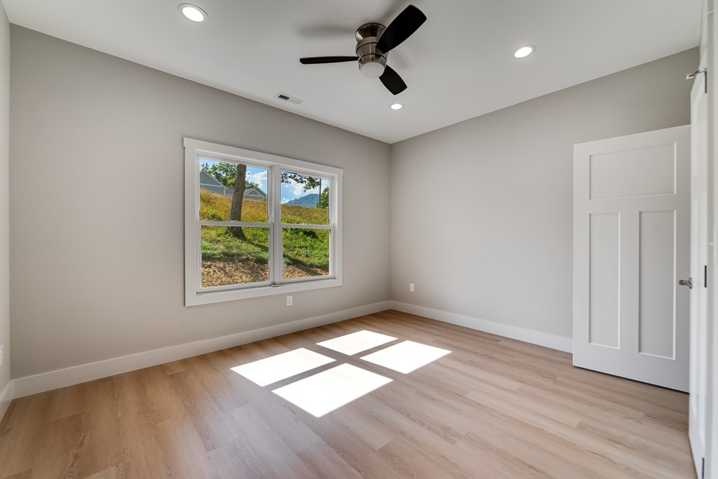 33 Gracie Rose Street