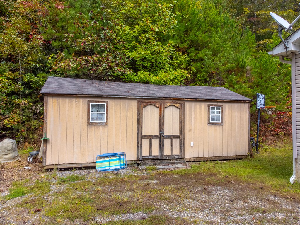 179 Freshwater Ridge Rd