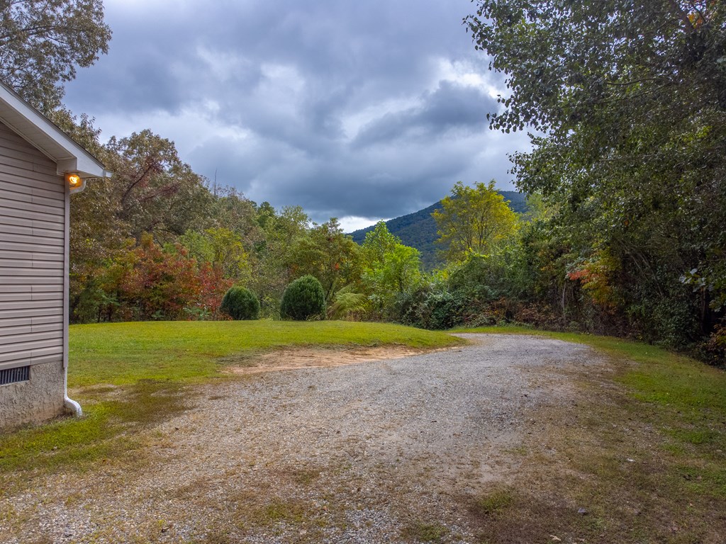 179 Freshwater Ridge Rd