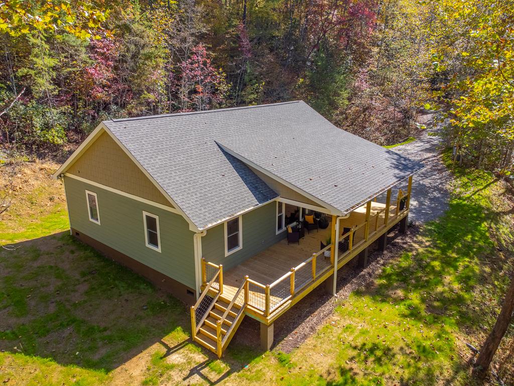 241 Fallen Oak Dr, Sylva