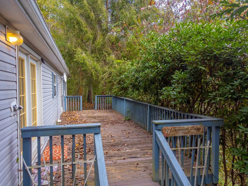 197 Savannah Meadows Trl, Sylva