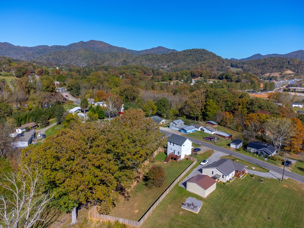 955 N Canton Rd, Canton