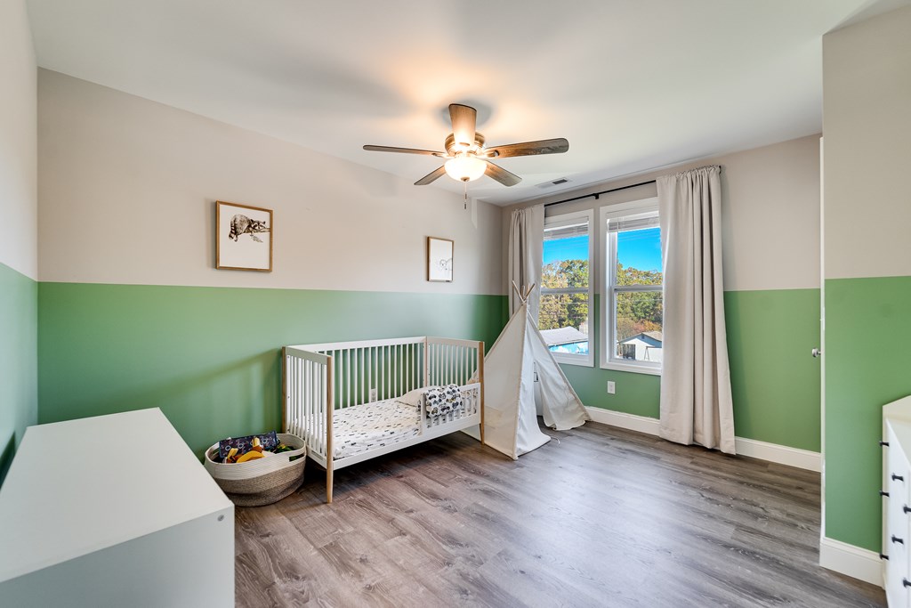 955 N Canton Rd, Canton