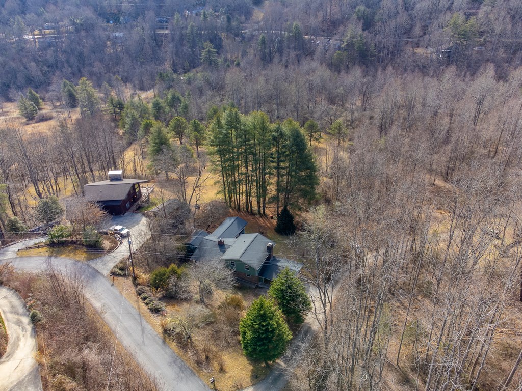 1037 N Country Club Dr