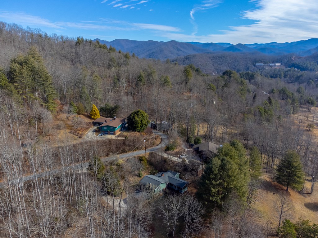 1037 N Country Club Dr