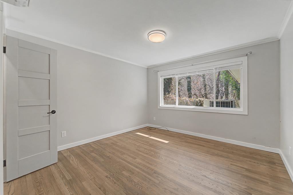 240 N Country Club Dr