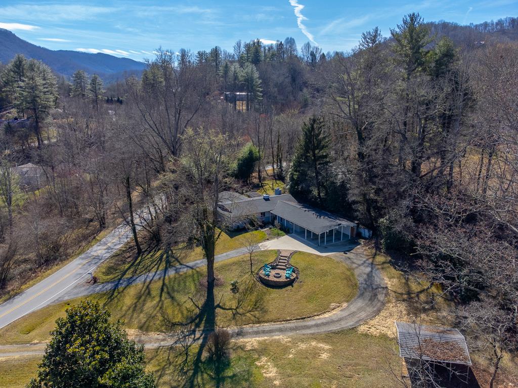 240 N Country Club Dr