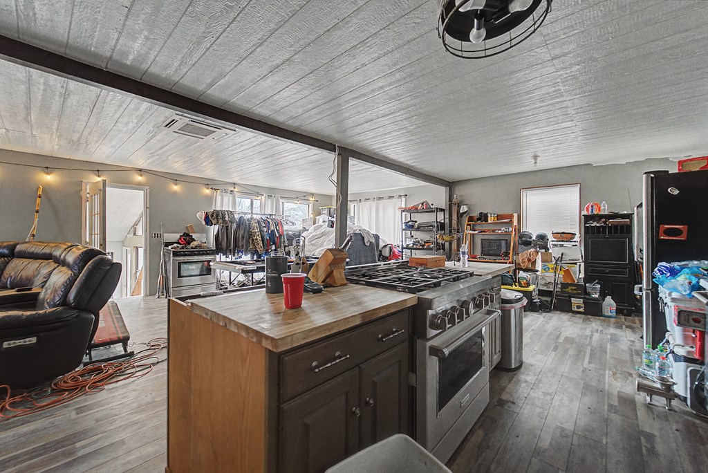 180 Walden Pond Rd