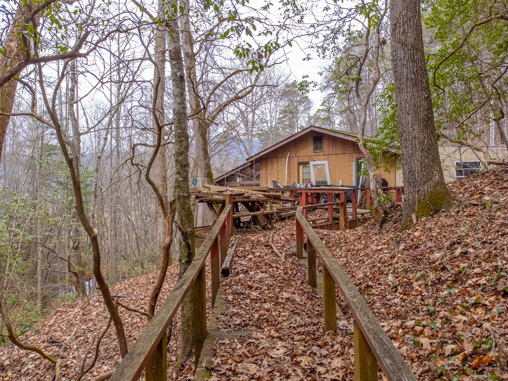 180 Walden Pond Rd