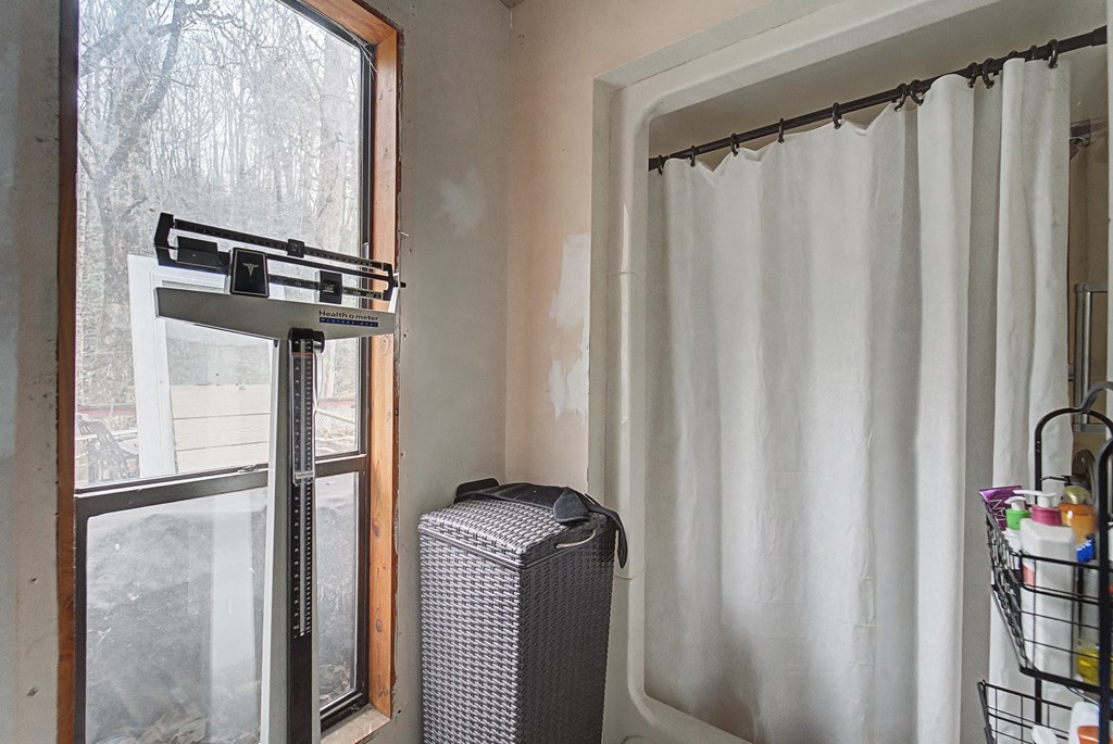 180 Walden Pond Rd