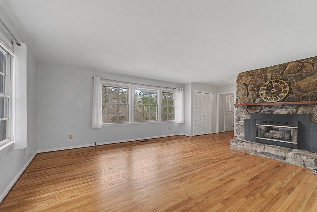 401 S Country Club Dr