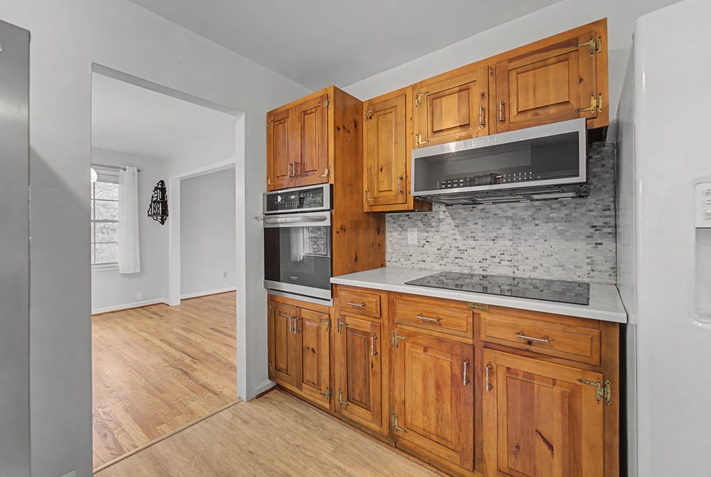 401 S Country Club Dr