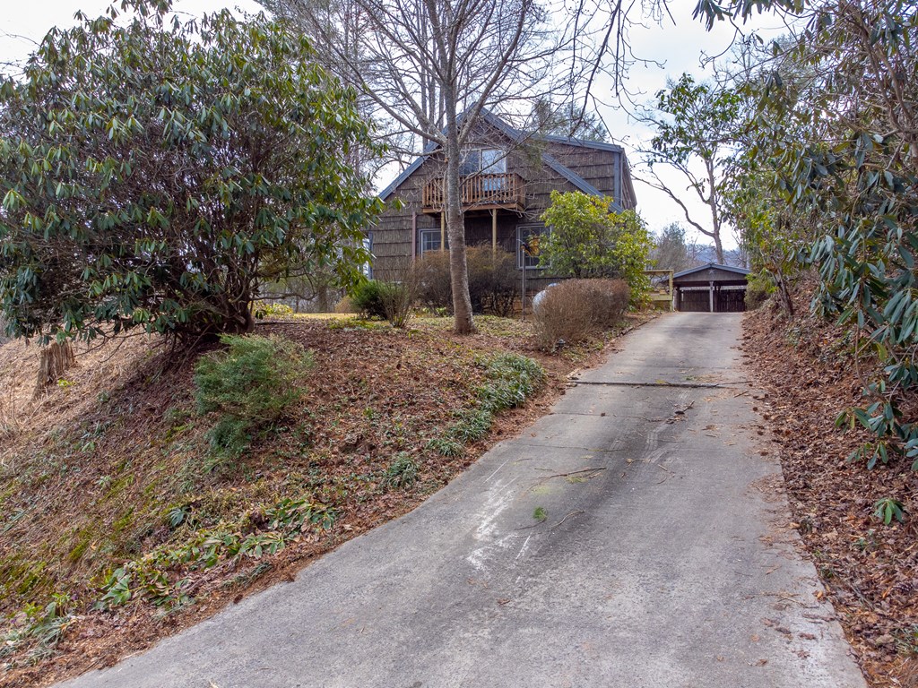 401 S Country Club Dr