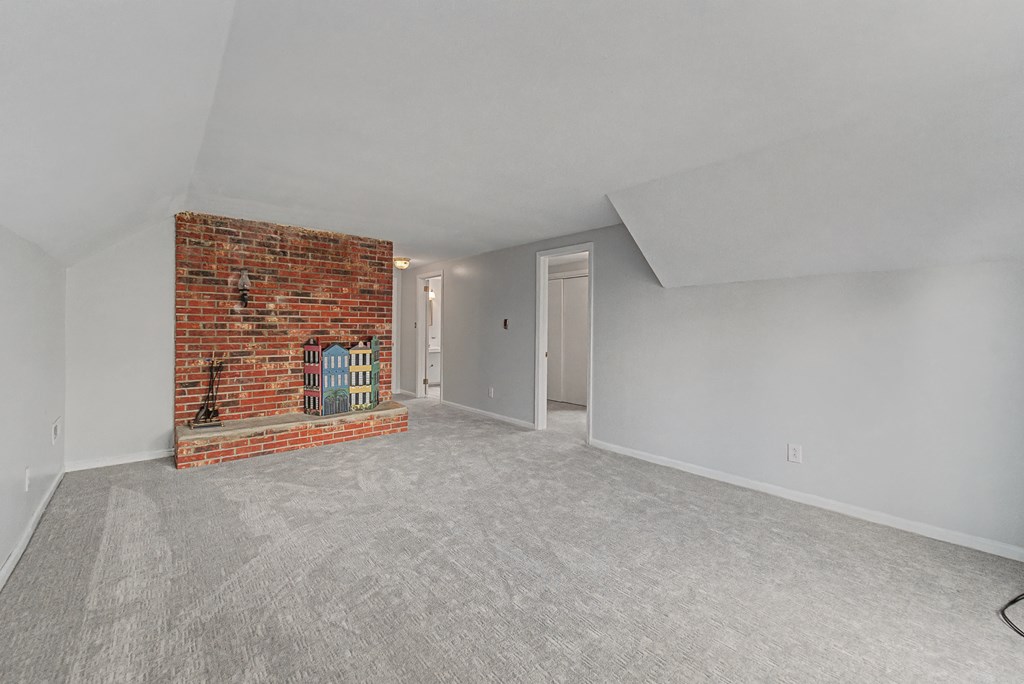401 S Country Club Dr