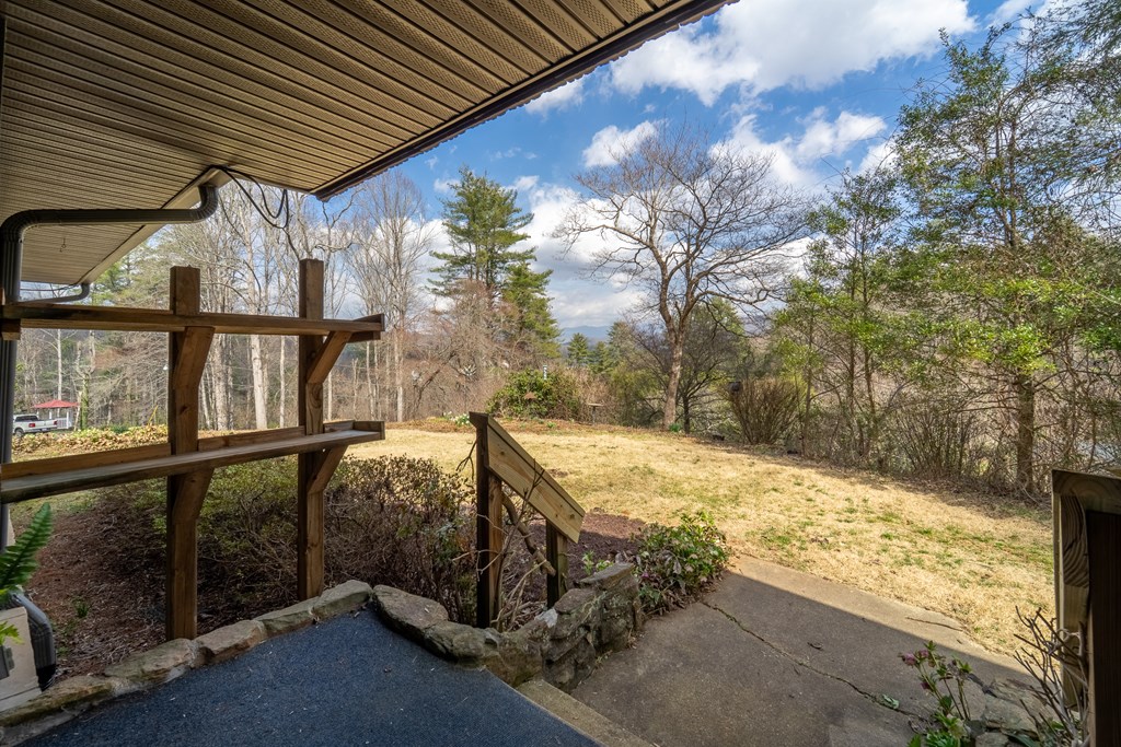 401 S Country Club Dr