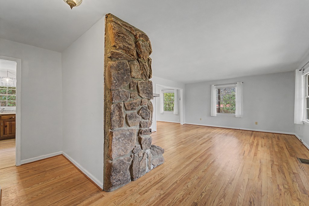 401 S Country Club Dr