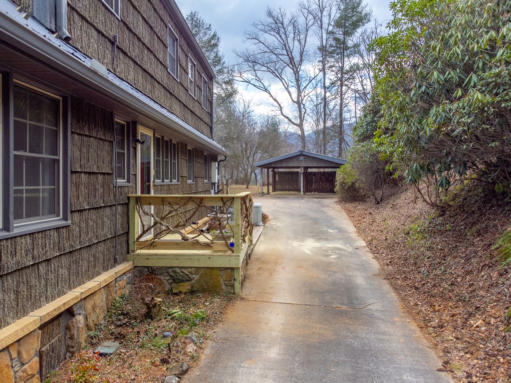 401 S Country Club Dr