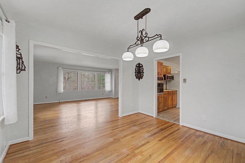401 S Country Club Dr