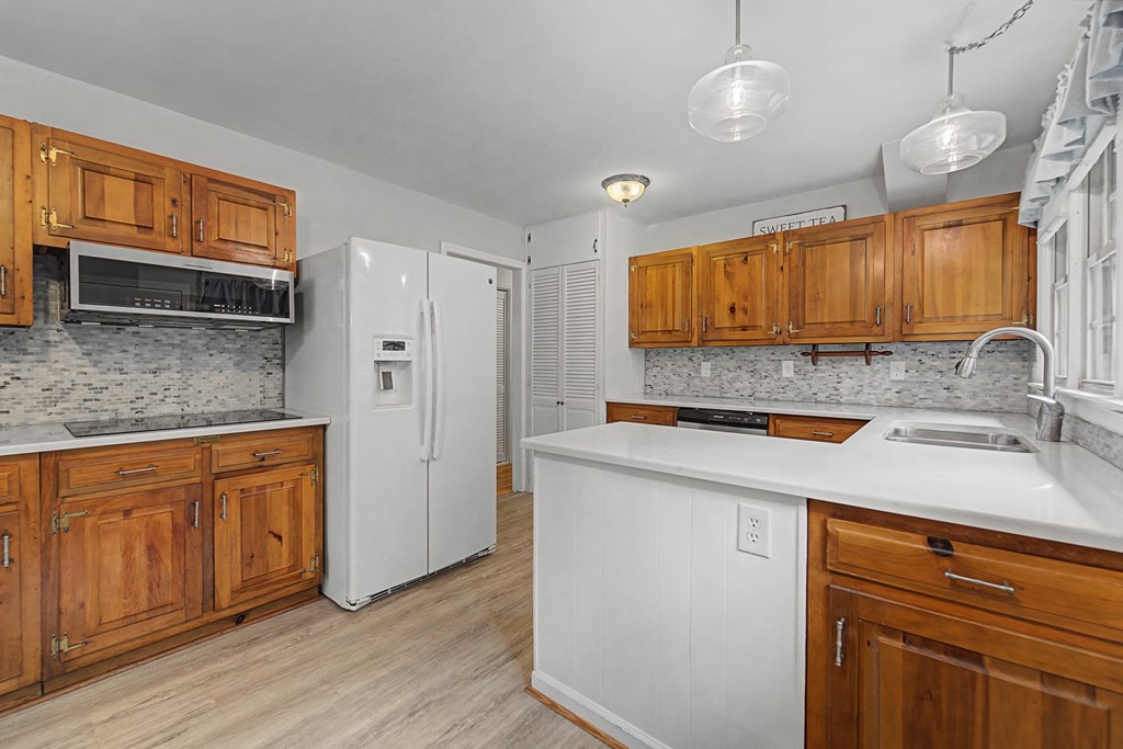 401 S Country Club Dr