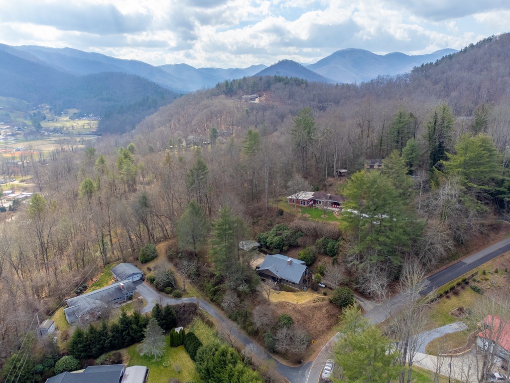 401 S Country Club Dr