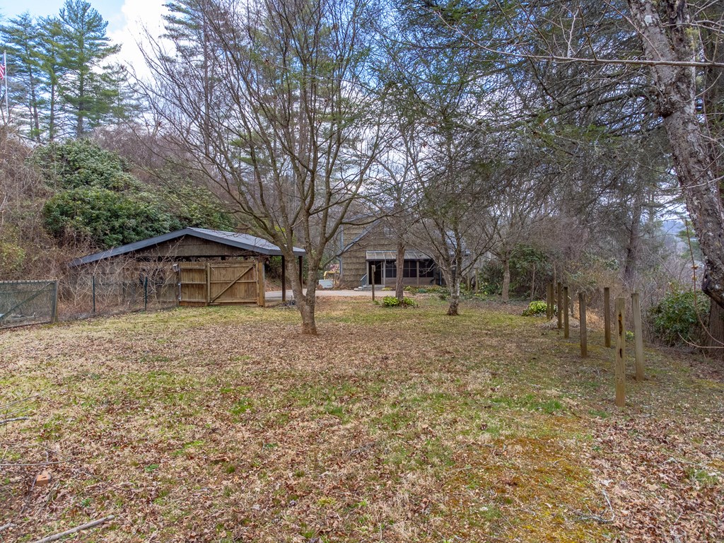 401 S Country Club Dr