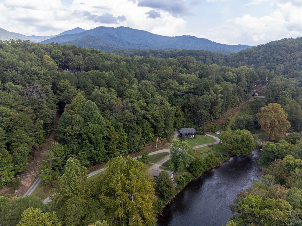 365 Duckback Trail