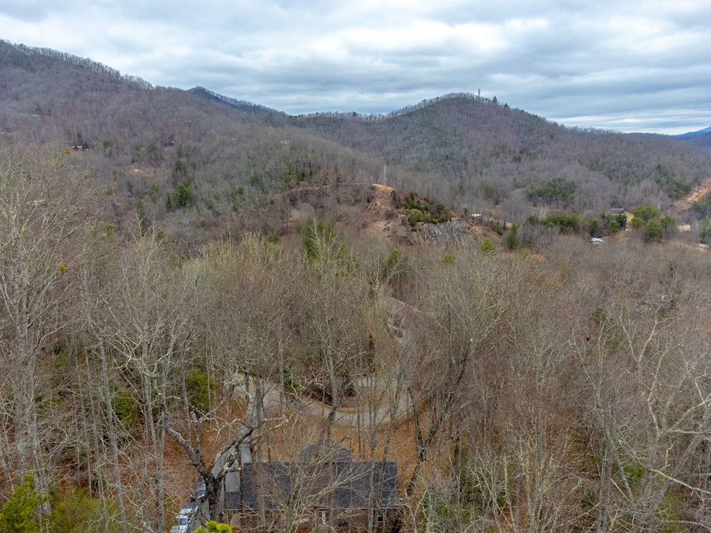 201 Woodhaven Estates