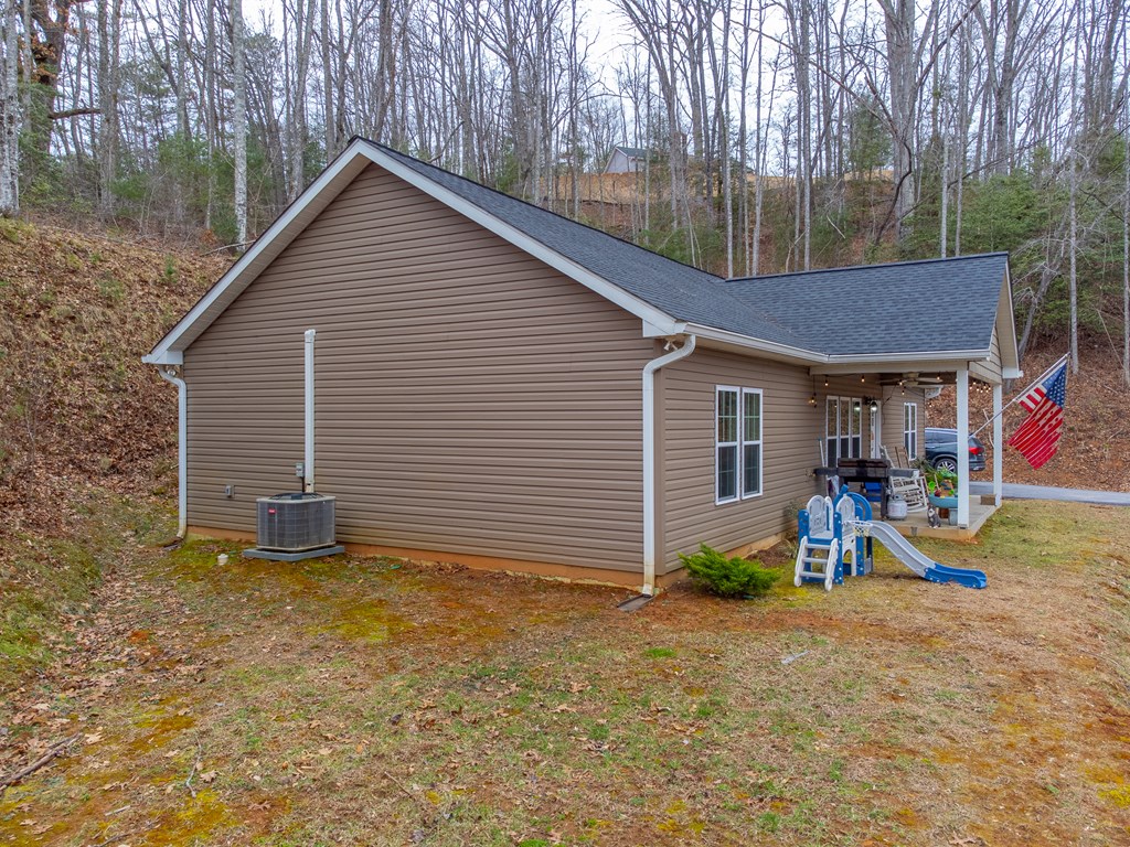 201 Woodhaven Estates
