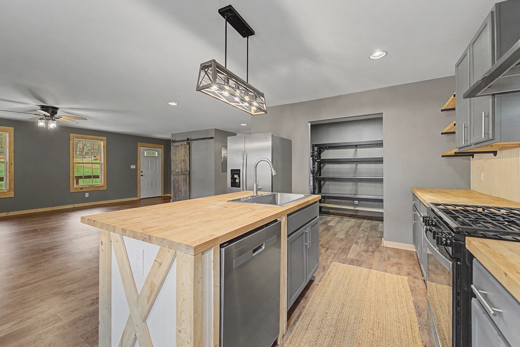 3240 Old Henson Cove