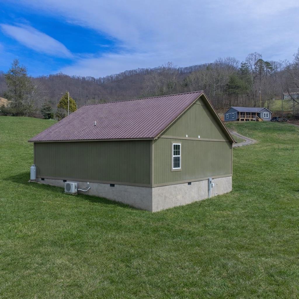 3240 Old Henson Cove