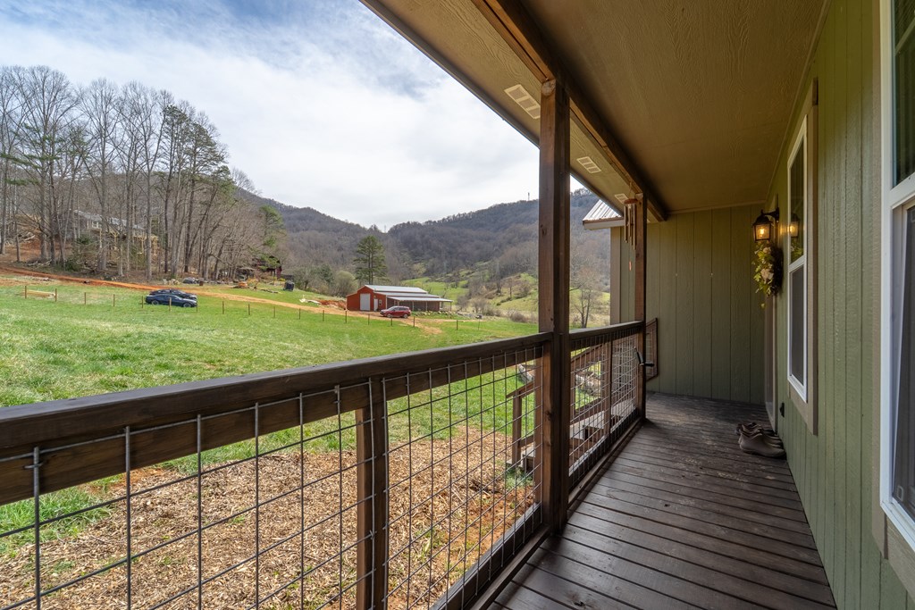 3240 Old Henson Cove