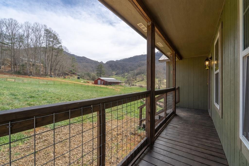 3240 Old Henson Cove