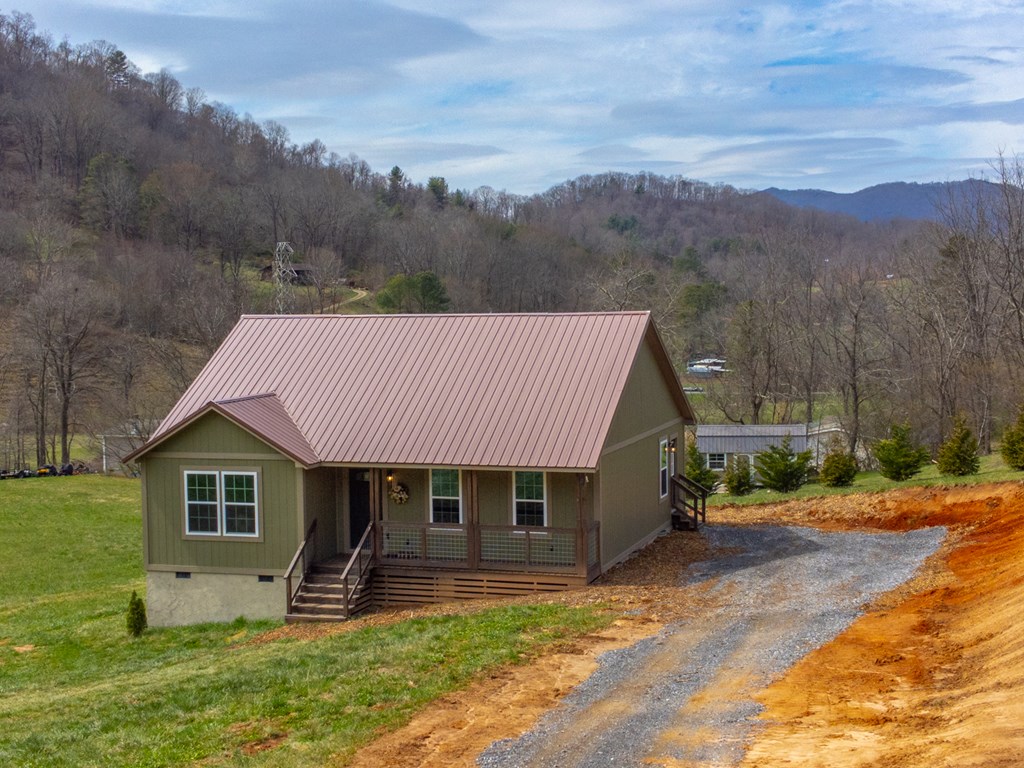 3240 Old Henson Cove