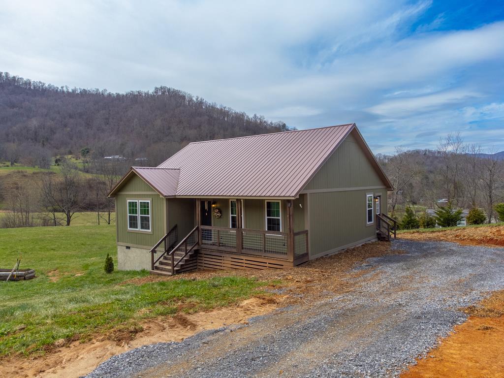 3240 Old Henson Cove