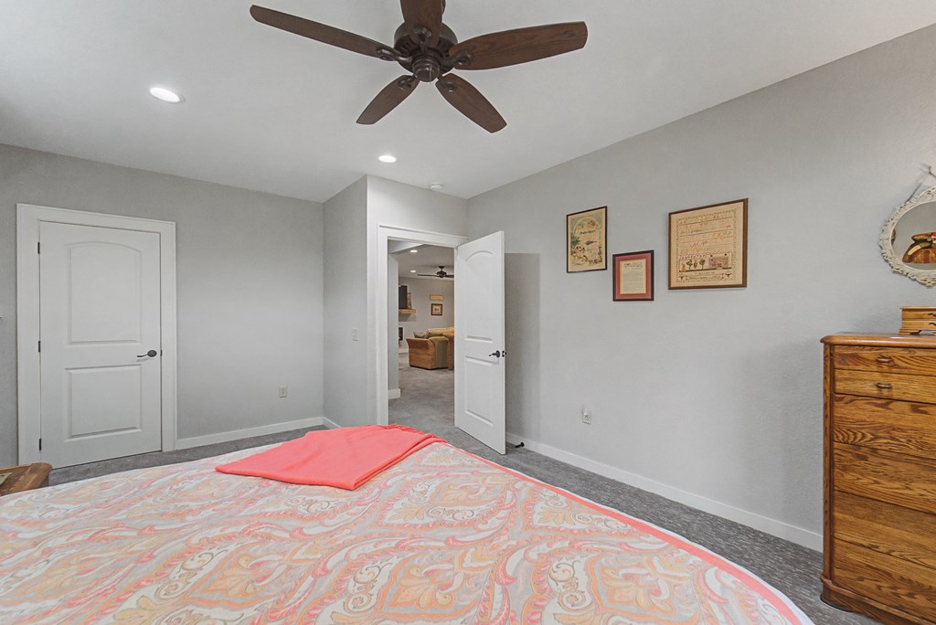 151 High Grove Parkway