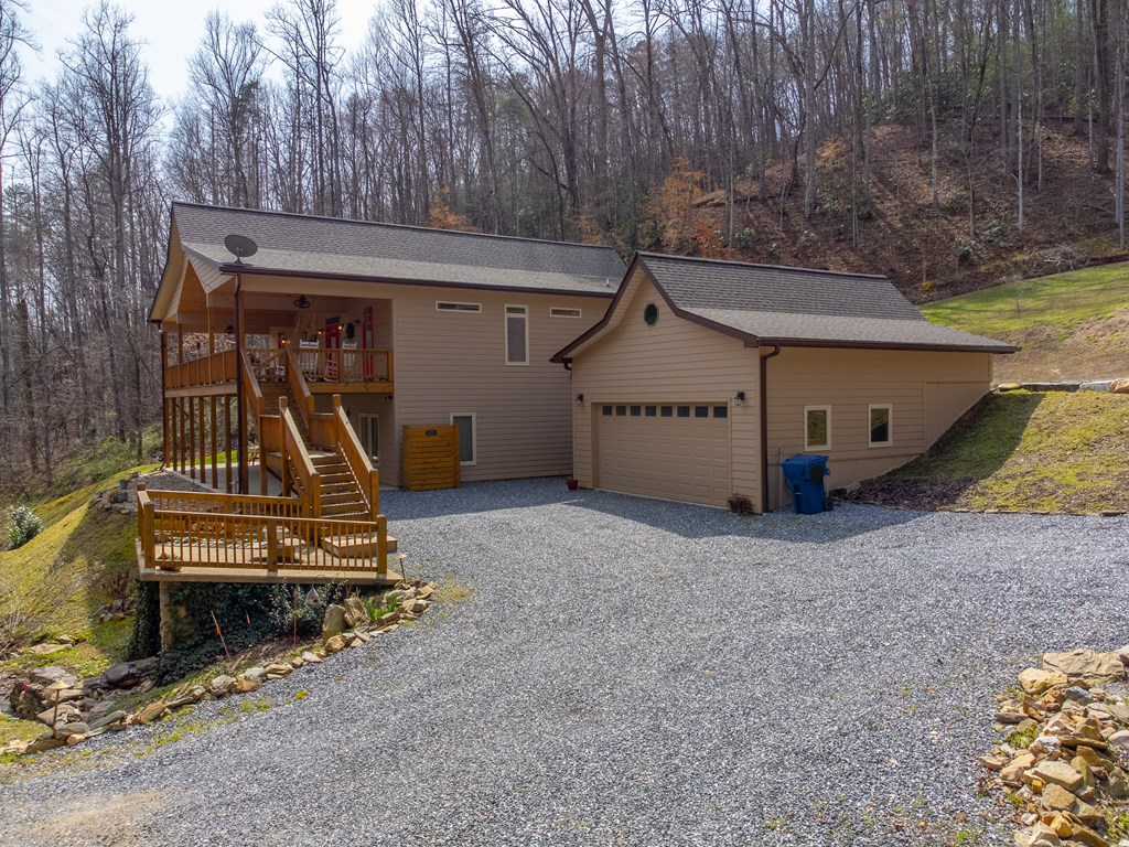 151 High Grove Parkway