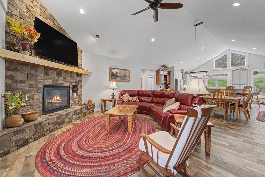 151 High Grove Parkway