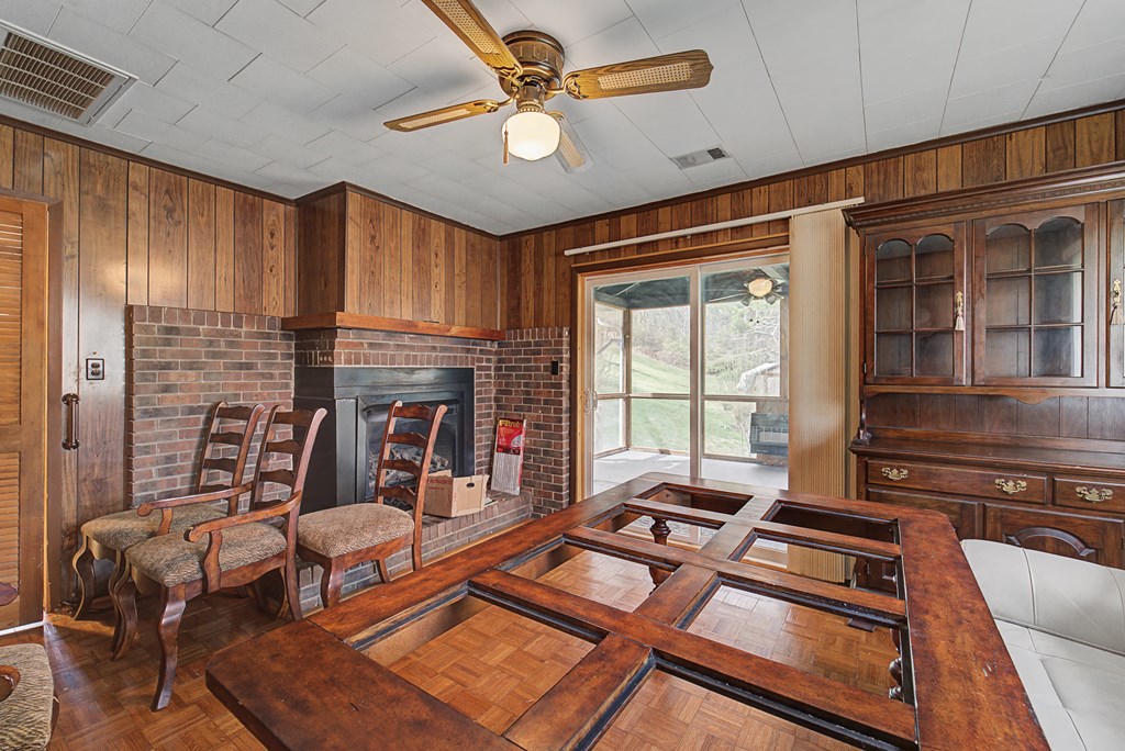 318 Sunrise Park