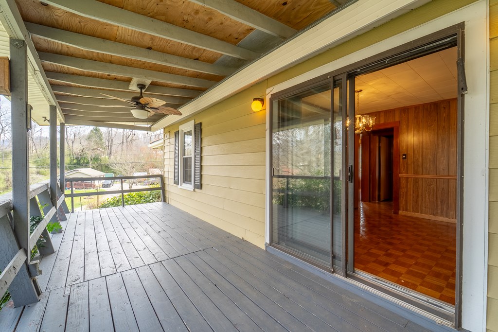 318 Sunrise Park