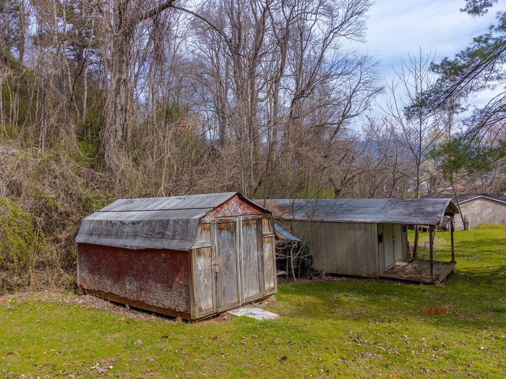 318 Sunrise Park